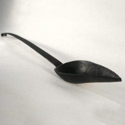 Traditional Pitch Ladle